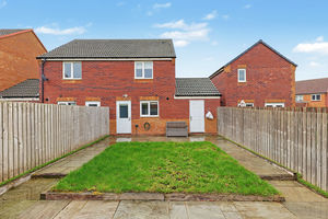 Colliers Way Holmewood